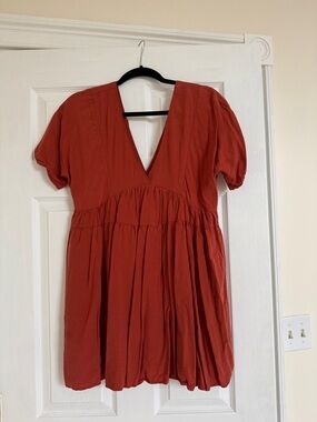 Women's Rust Short Sleeve V-Neck Dress